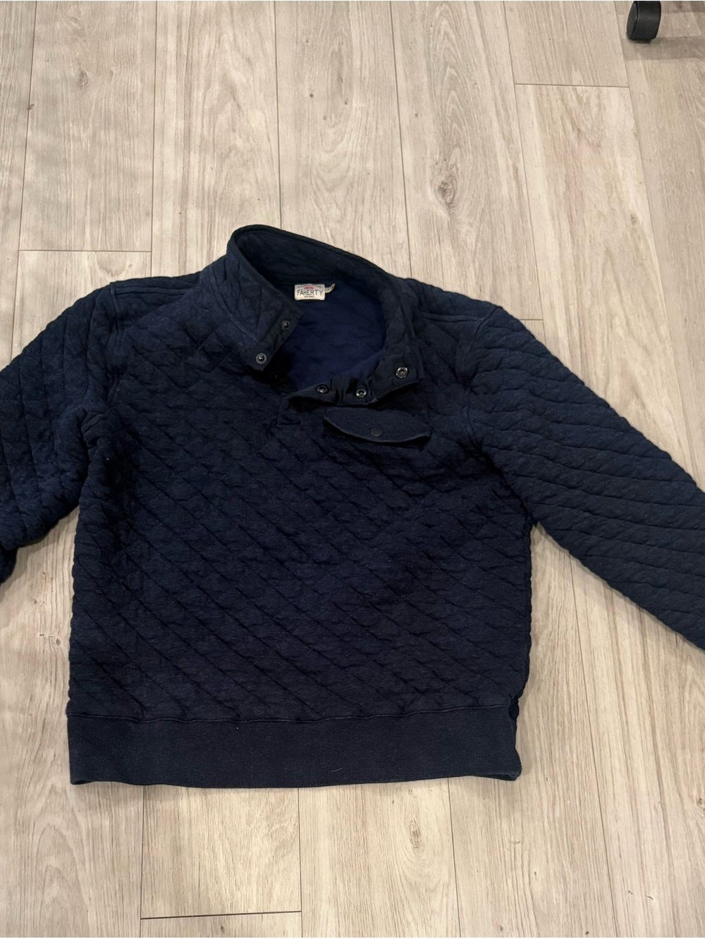 Faherty men’s Quilted Navy Snap-Neck Pullover